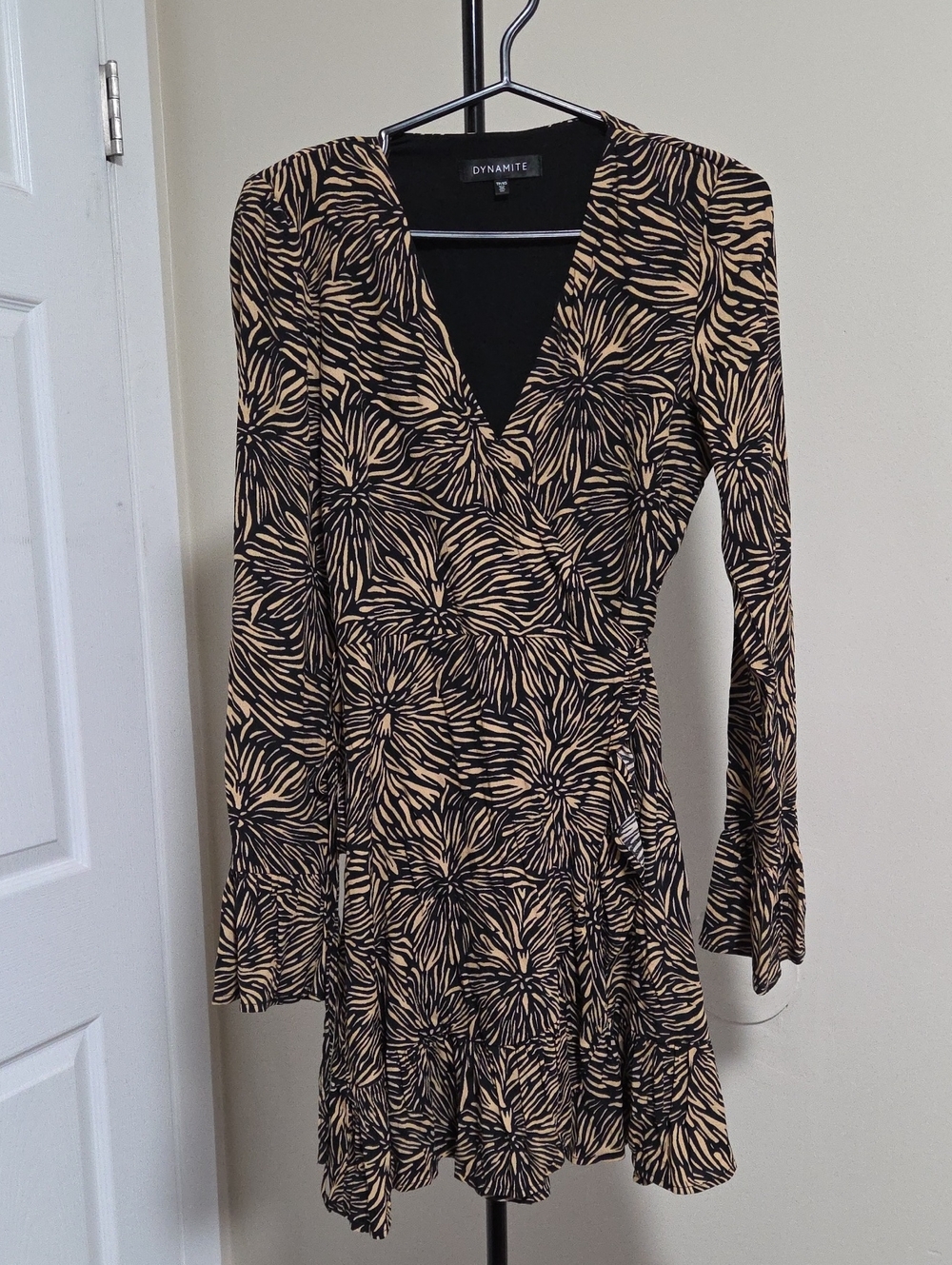 Dynamite Black & Tan Floral-Print Long Sleeve Wrap Dress